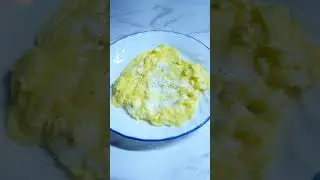 a new type of egg for breakfast #egg #breakfast #food #shorts #shortvideo