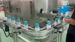 Natural clear zinc sunscreen stick hot filling machine , deodorant stick filling machine