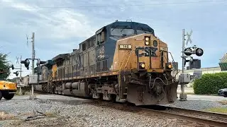 Orange Rock Train CSX W087 Rolls Empty through Smithfield