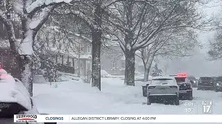 Woman & 2 children found killed in Grand Rapids home