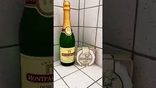 Pair a sparkling wine with what kind of cheese?!!!!😮😊#france #wine #cheese
