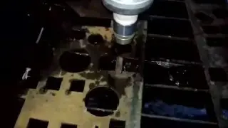 cnc plasma cutting machine with water table cutting small hole(true hole)