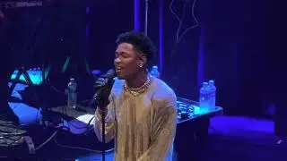 Lucky Daye - God Body (Live in Amsterdam)