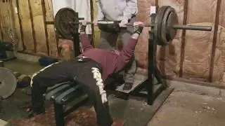 Zane Geeting raw bench up to 375, 1/3/2017