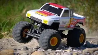TH1 RC Monstertruck in Action!
