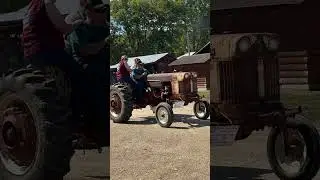 Nice original Case 200 tractor cruising by 👍 Brookville Indiana tractor show #shorts