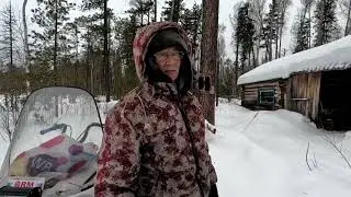 Охота - последний месяц. Проверил капканы. Поработал на базовой.