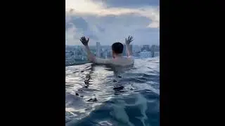 57th Floor Skypark Infinity Pool in Marina Bay Sands Hotel #Singapore #滨海湾金沙 #JasonHam #JasonHam譚國傑