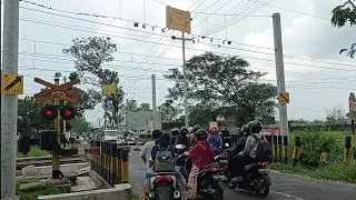 Perlintasan KA/KRL Pengkol,Klaten