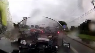Goldwing riding in the rain for the 1st time