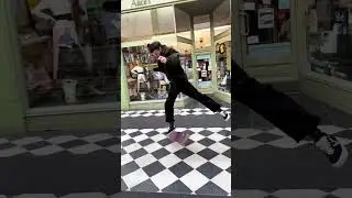 What is going on here!? Ellis Frost everyone 🔥 #skateboarding #short