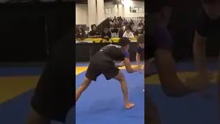 MUNDIAL NOGI JIUJITSU!!! QUAL VOC&Ecirc; PREFERE? COM OU SEM KIMONO?