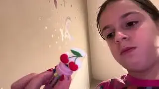 Putting labels 🏷️ on my school 🎒📚 supplies ✏️📖🎒