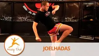 Treino de Muay Thai: joelhadas fortalecem abd&ocirc;men, lombar e panturrilha