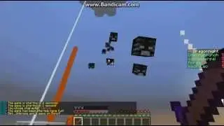 Minecraft-Noobs cant fight hacks haze craft flying and stuff