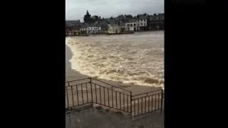 Raw: UK, Ireland Pummeled by Storm, Flooding