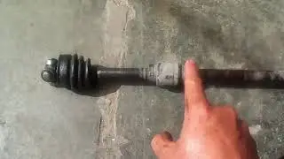 ATOS 2000 - Fuga de ACEITE por reten de flecha dañado.