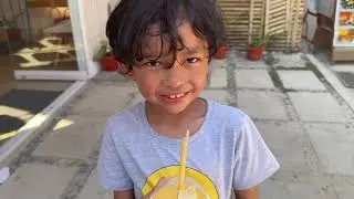 Boracay Island's most famous fruit shake - Jonah's