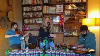 Bel&eacute;m Tajes &mdash; No Bailes (Directo en Tinydesk Cuntis).