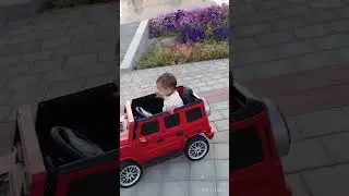 remote control and manual control car for kids, maximum capacity 15 kg, 4 wheel drive