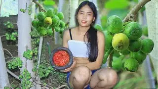 Rich Figs Fruits With hot peppers, salt is delicious
