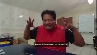 Oscar Brooks / Al rededor del Tabern&aacute;culo