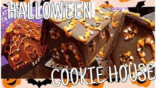 HALLOWEEN COOKIE HOUSE