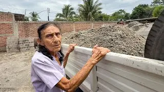 Me lleve a trabajar a la abuela😥