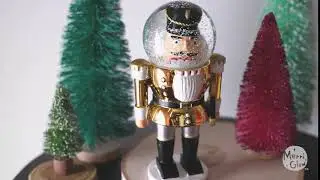 Merri Glow - Gold Nutcracker - Christmas Snow Globe