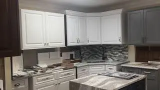 Kitchen Cabinets | Kitchen Cabinet Refacing | Kitchen Cabinet Designer | Factory Direct Cabinets