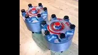 Mayflower Freewheeling Hubs - Land Rover Series