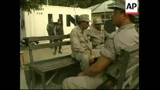 INDONESIA: UN OFFICIALS ATTACKED BY MILITIAMEN