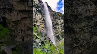 beautiful waterfall 🏞🤩🥰 in harmosh valley | nature of Gilgit baltistan #youtubeshorts #shorts