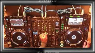 The Freakshow live at D3EP radio! House Music for your mind, body & your soul