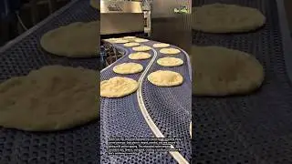 Factory-Grade Flatbread Production Line &mdash; Hypnotic Conveyor Process!