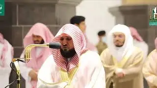 شاهد بكاء وتأثر إمام الحرم المكي ماهر المعيقلي  وخلفه الشيخ ياسر الدوسري