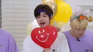 Stray Kids 'Mixtape : OH' live performance