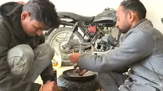 Bike Engine Cover saaf kaise kare //बाइक इंजन की सफाई कैसे करे //Splendor Plus Engine Cleaning 
