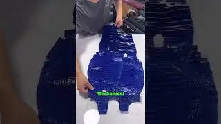 The Glazing Process Behind High-End Crocodile Leather#Glazing #LuxuryCraft #LeatherWorkshop