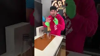 🖐️ Fake Hand Challenge ⚠️ BODYBUILDER EDITION ⚠️ - #magic #magician #illusion #challenge #prank