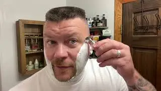 DS Cosmetics DSX2 Razor || Strike Gold Shave 