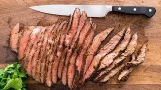 Маринованный и жареный фланк-стейк