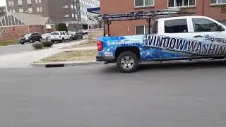 Apartment complex Window Cleaning in Denver | 303-551-1708