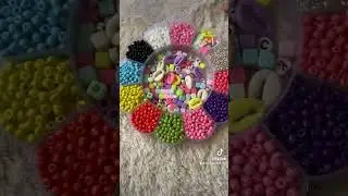 #handmade #beadmaker #accessories #diybeads #smallbusiness #handmadebeads #diyjewelry #beadworking