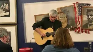 Laurence Juber Performs 'Little Wing' Live at The O Museum In The Mansion