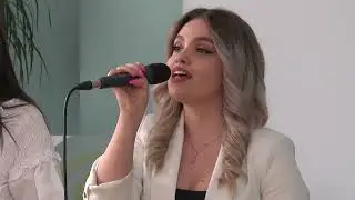 Laulavad Anna Talts ja Anna Kalinina