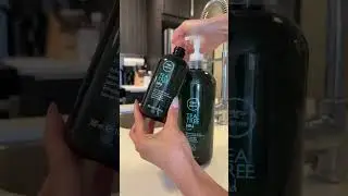 Reduce, reuse, refill! Our liter bottle is perfect for replenishing all those hand soap bottles 🌿👍