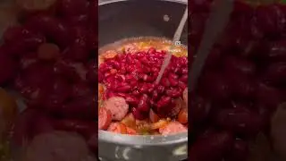 Red Beans & Rice ft. Hook&rsquo;s Rub Cajun Red & Booze Dogs Prime Ginister Brats