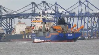 Ham 316 enters Felixstowe harbour to board pilot from Harwich Haven pilot launch.  3rd February 2023
