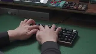 Typface Kafka with Geon RAW HE Switches Typing Sounds